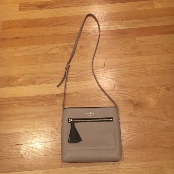 Kate Spade New York Cross Body - Picture 1 of 3